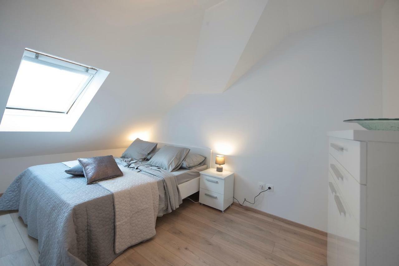 The Roof - Luxury Apartment Omiš Kültér fotó